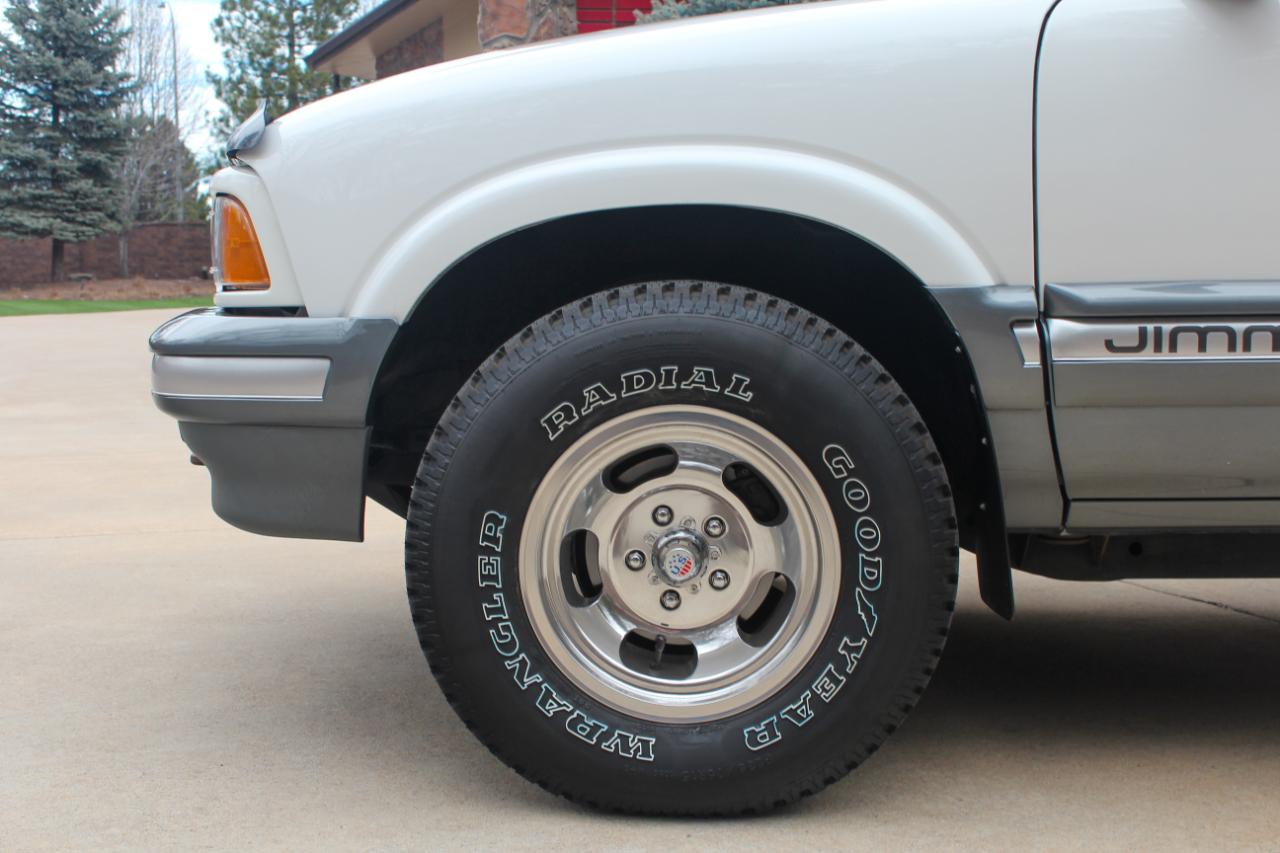 GMC Jimmy SL 4-Door 4WD 1997