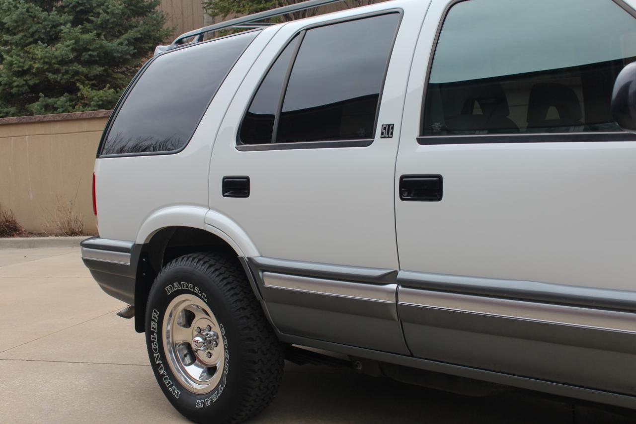 GMC Jimmy SL 4-Door 4WD 1997