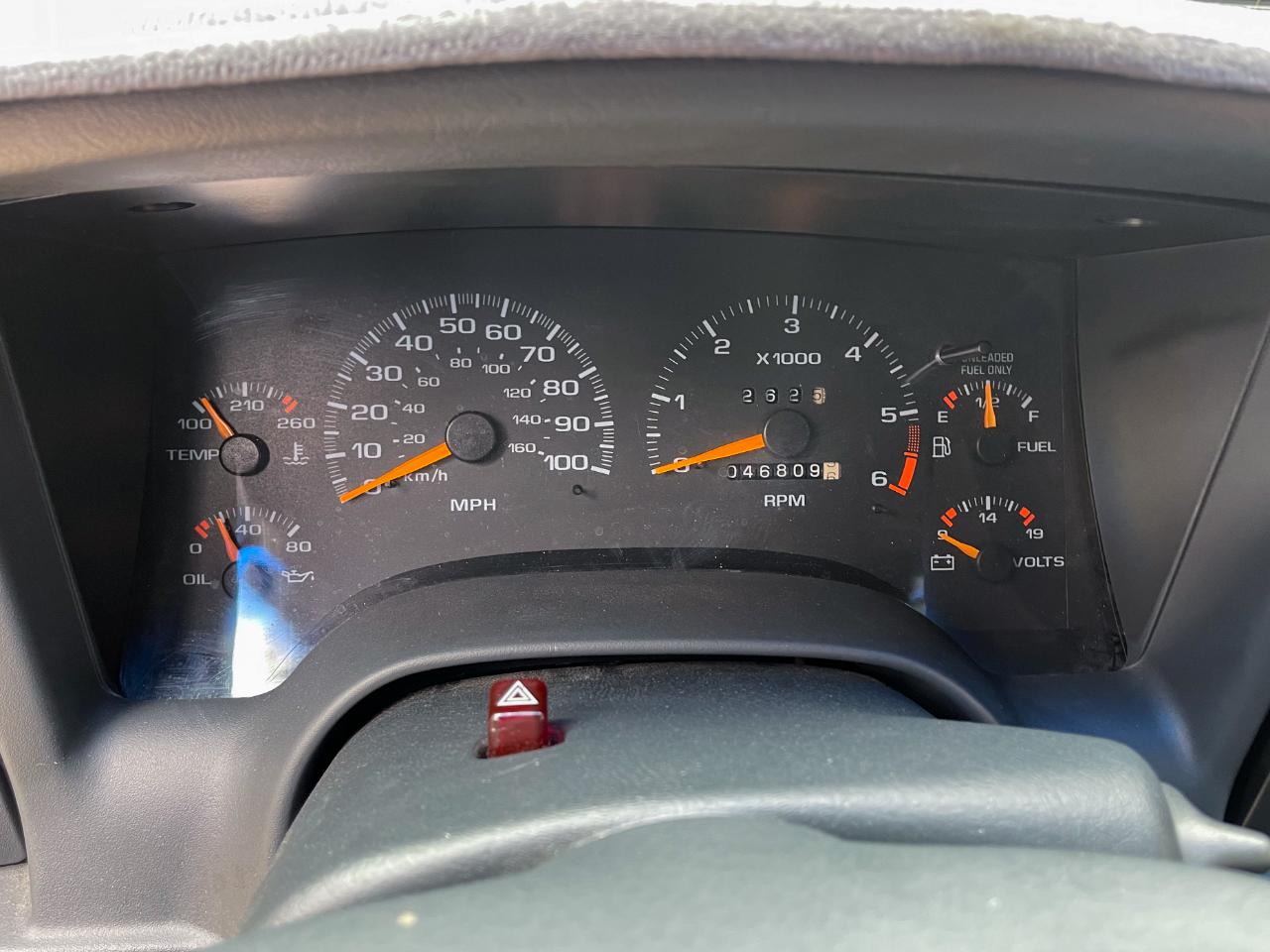 GMC Jimmy SL 4-Door 4WD 1997