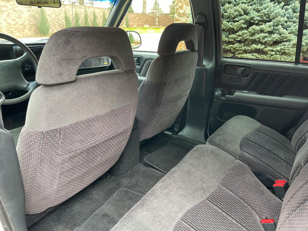 GMC Jimmy SL 4-Door 4WD 1997