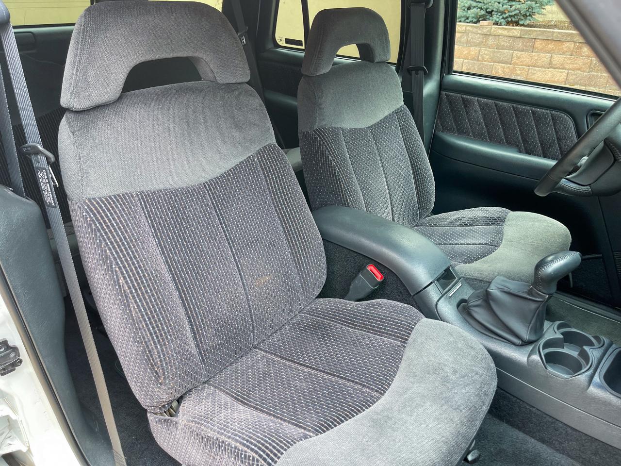 GMC Jimmy SL 4-Door 4WD 1997