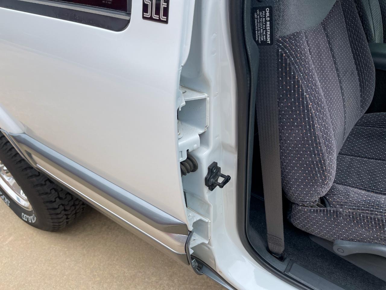 GMC Jimmy SL 4-Door 4WD 1997