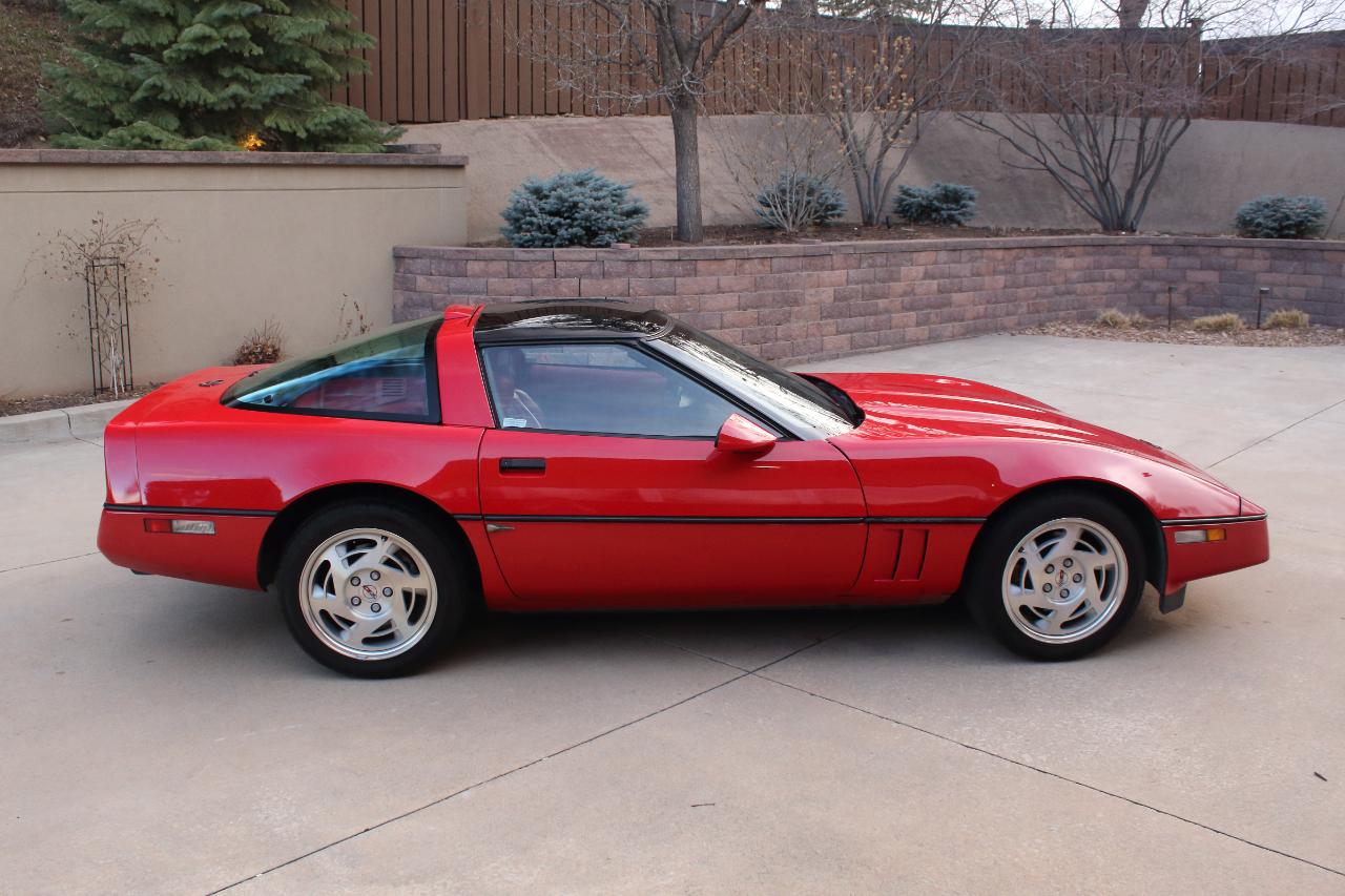 Chevrolet Corvette Coupe 1990
