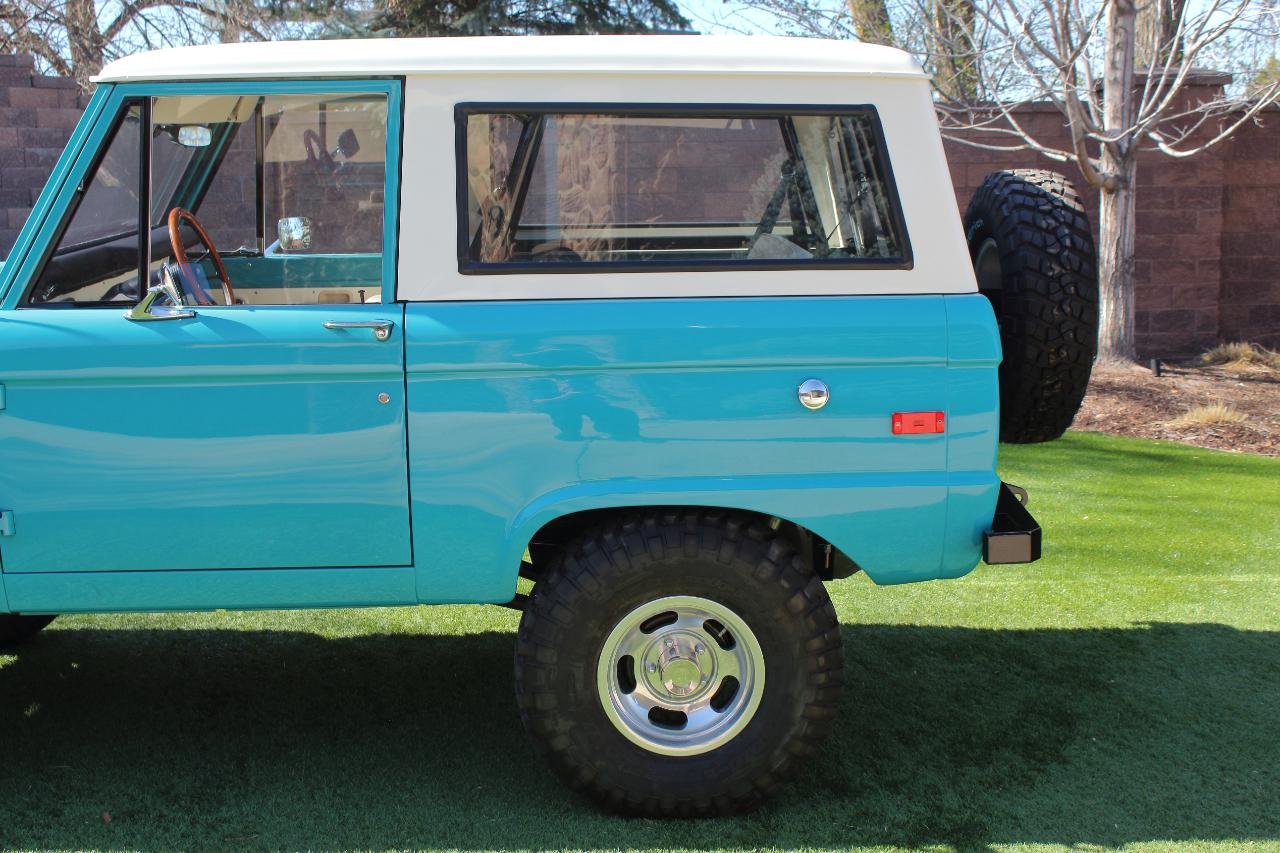 Ford Bronco  1974