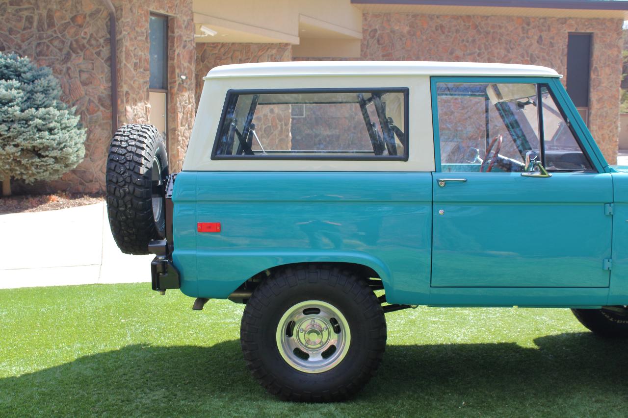 Ford Bronco  1974