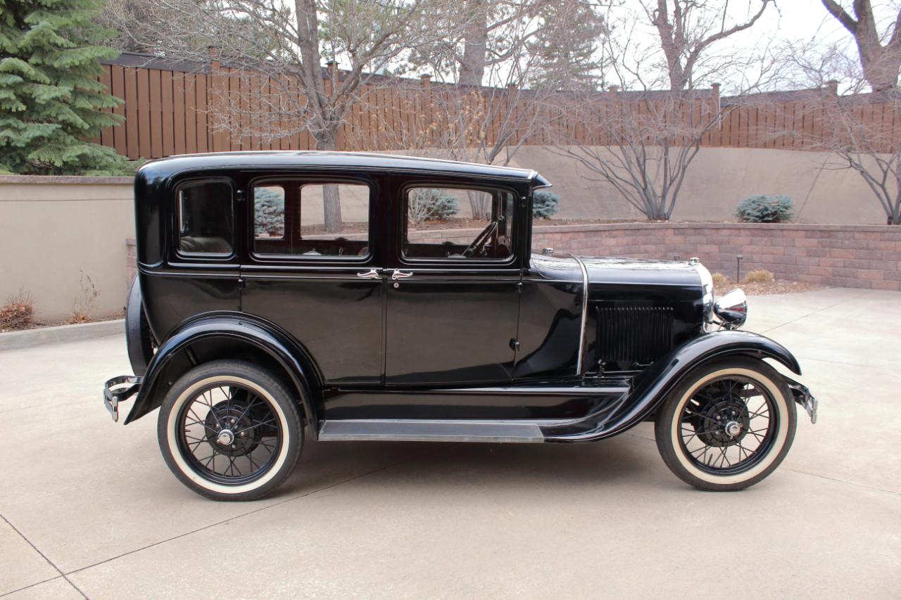 Ford Model A  1929