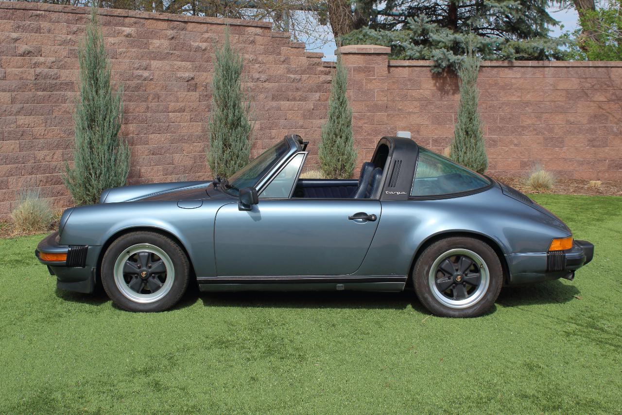 Porsche 911 Carrera 1984