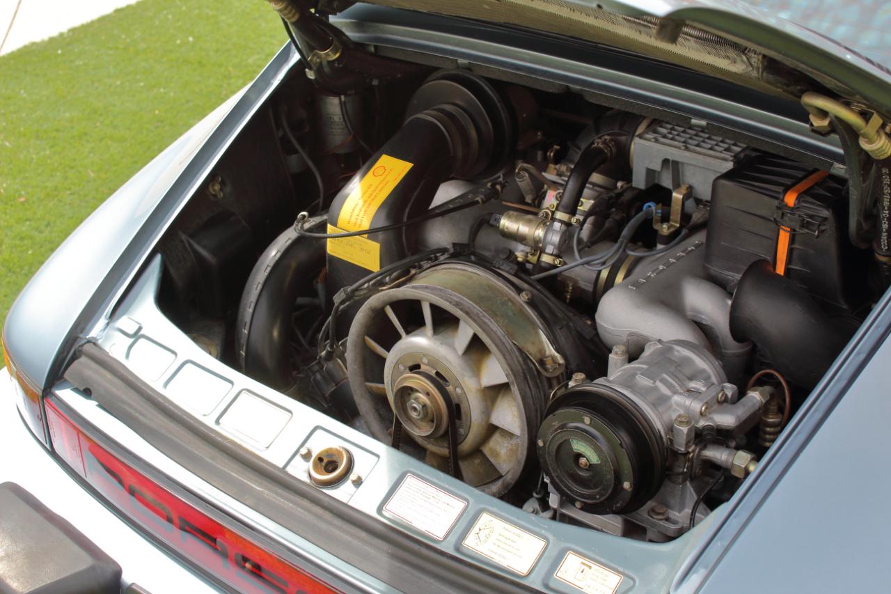 Porsche 911 Carrera 1984