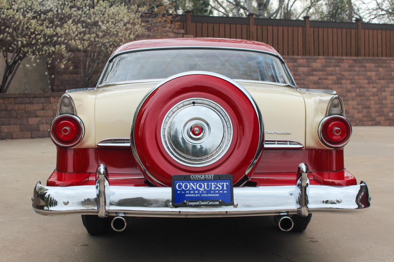 Ford Crown Victoria  1955