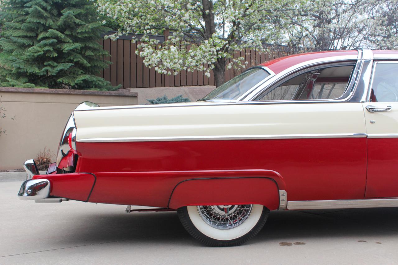 Ford Crown Victoria  1955