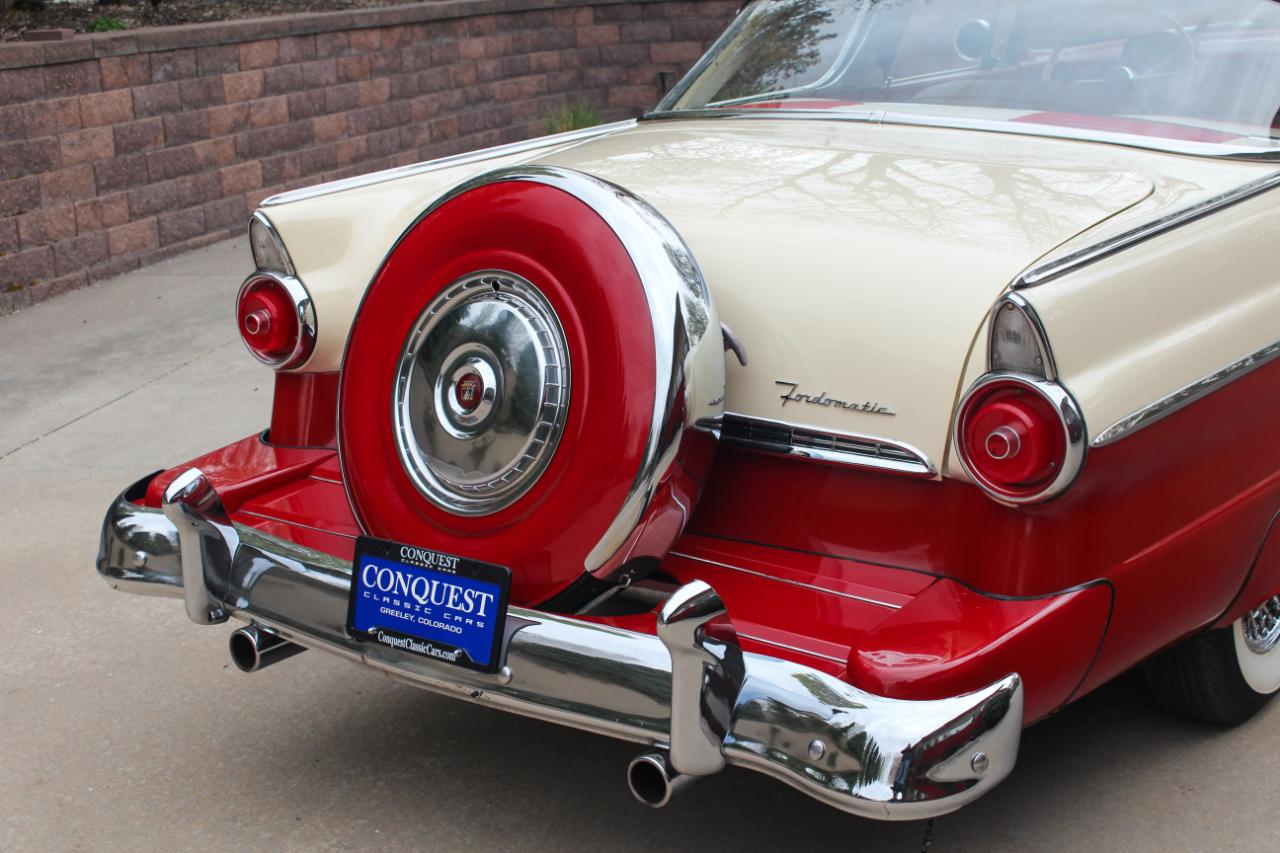 Ford Crown Victoria  1955