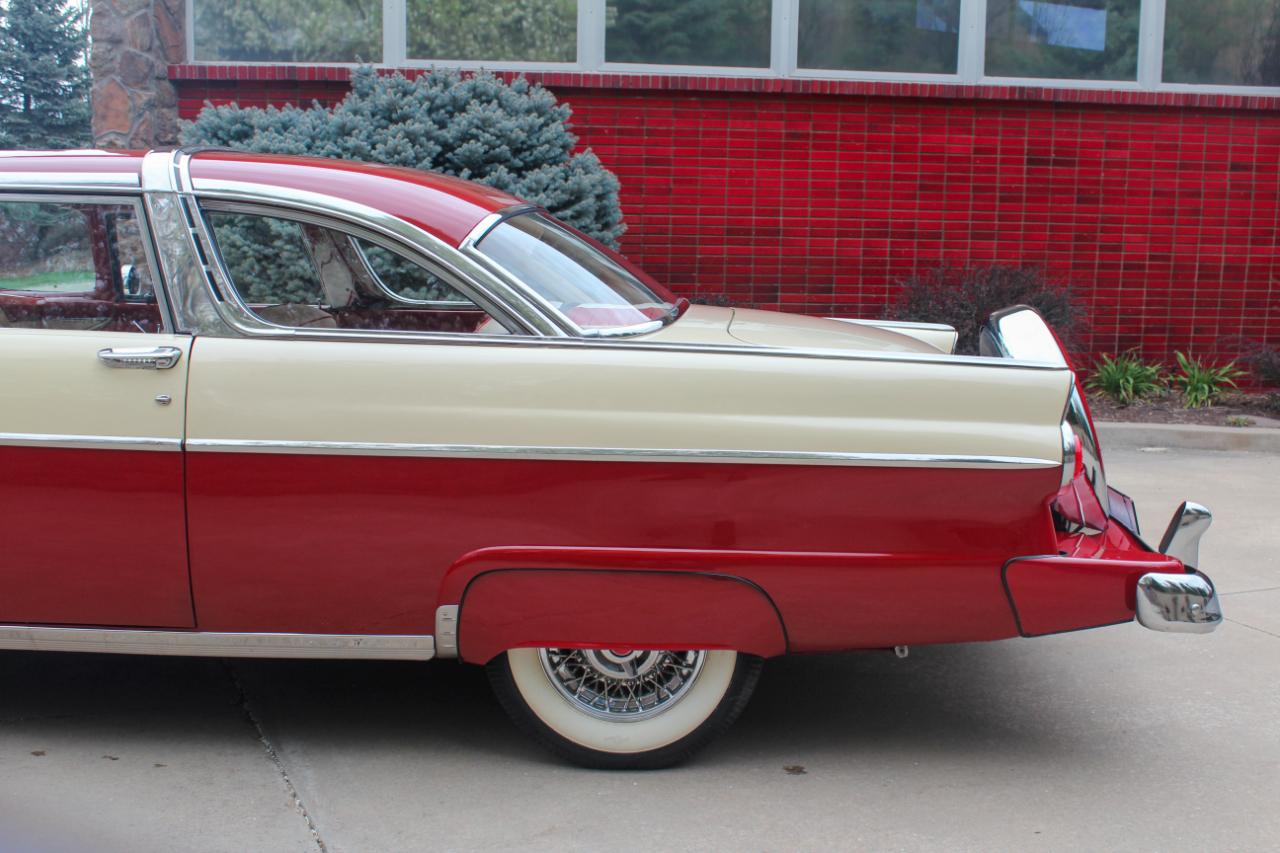 Ford Crown Victoria  1955