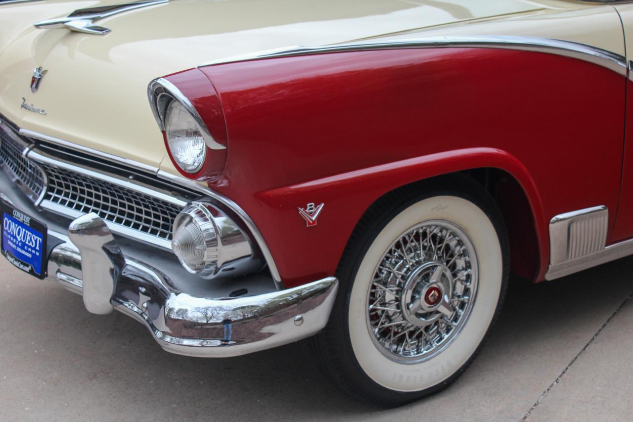 Ford Crown Victoria  1955