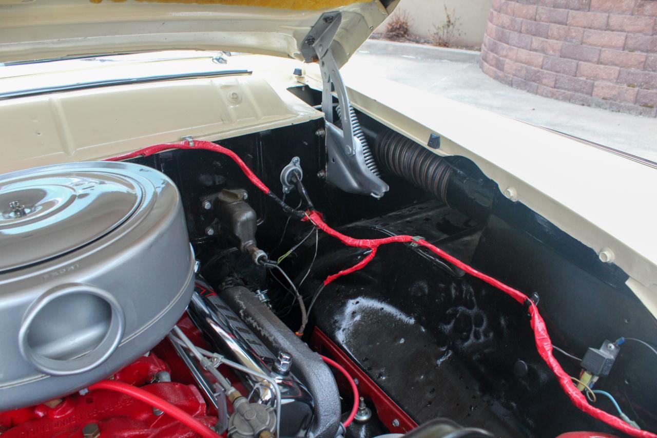 Ford Crown Victoria  1955