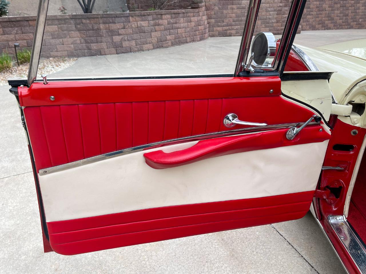 Ford Crown Victoria  1955