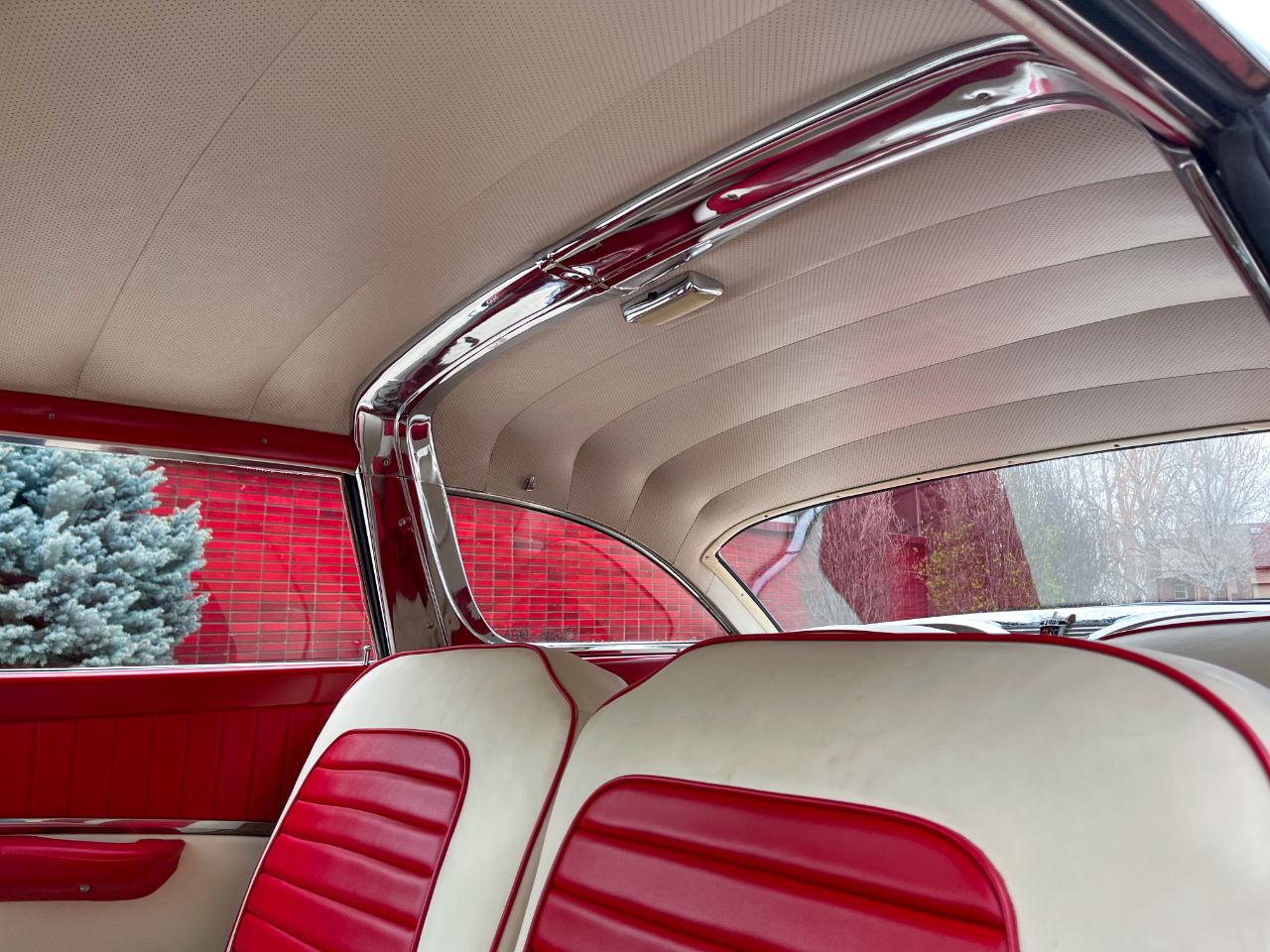 Ford Crown Victoria  1955