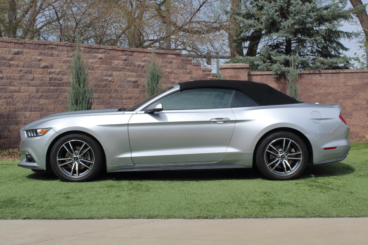 Ford Mustang EcoBoost Premium Convertible 2017