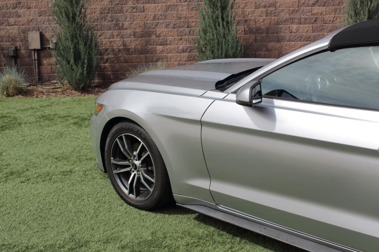 Ford Mustang EcoBoost Premium Convertible 2017