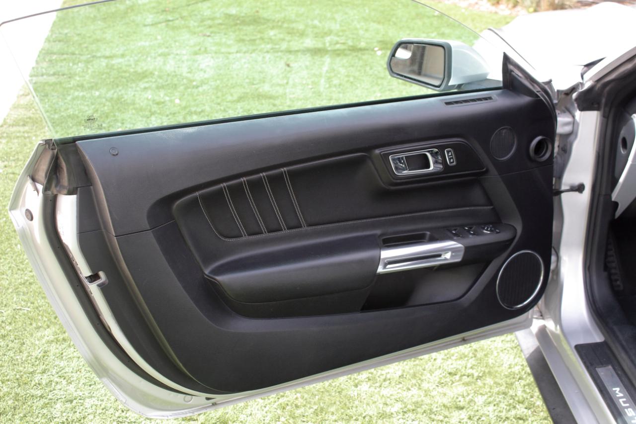 Ford Mustang EcoBoost Premium Convertible 2017