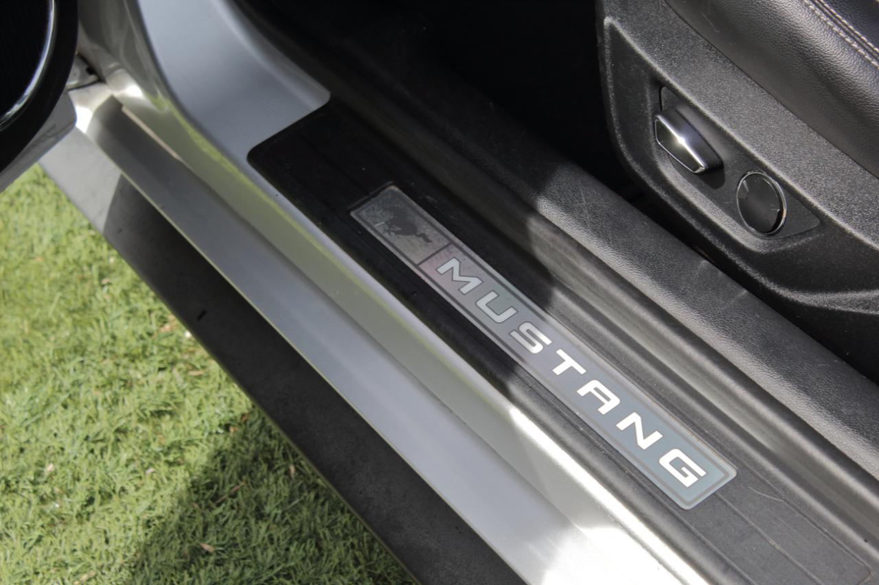 Ford Mustang EcoBoost Premium Convertible 2017