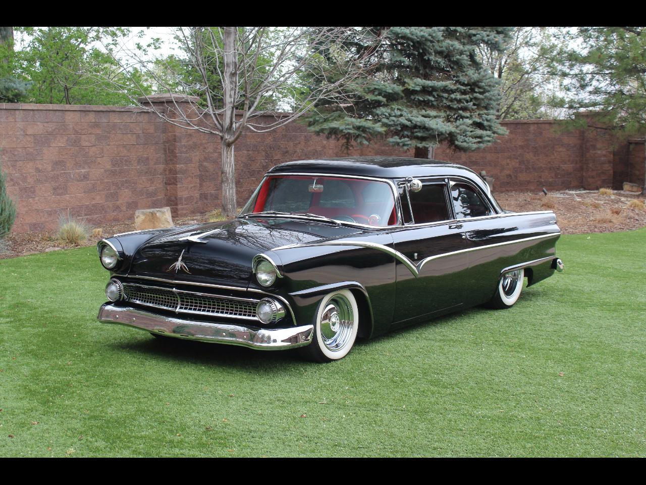 Ford Fairlane  1955