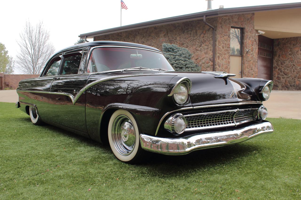 Ford Fairlane  1955
