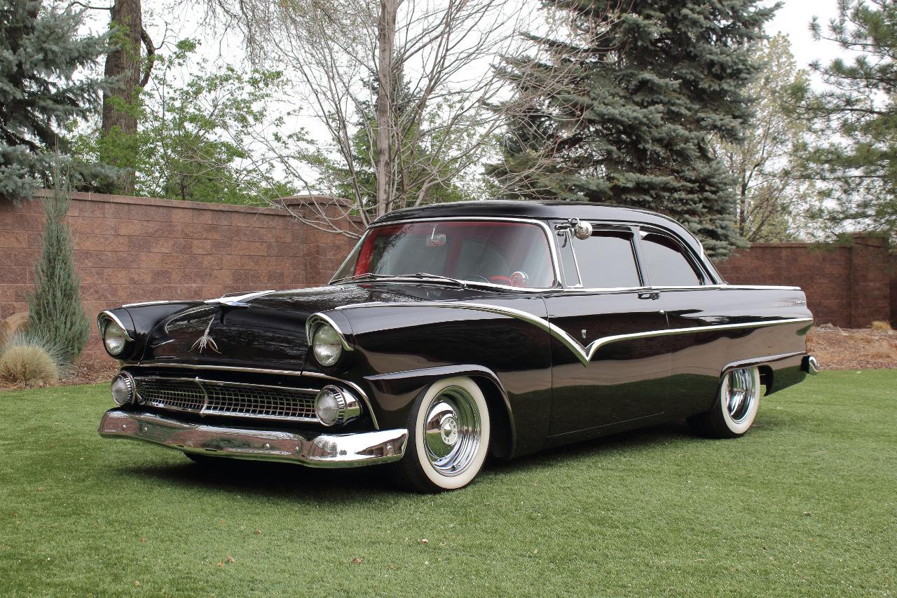 Ford Fairlane  1955