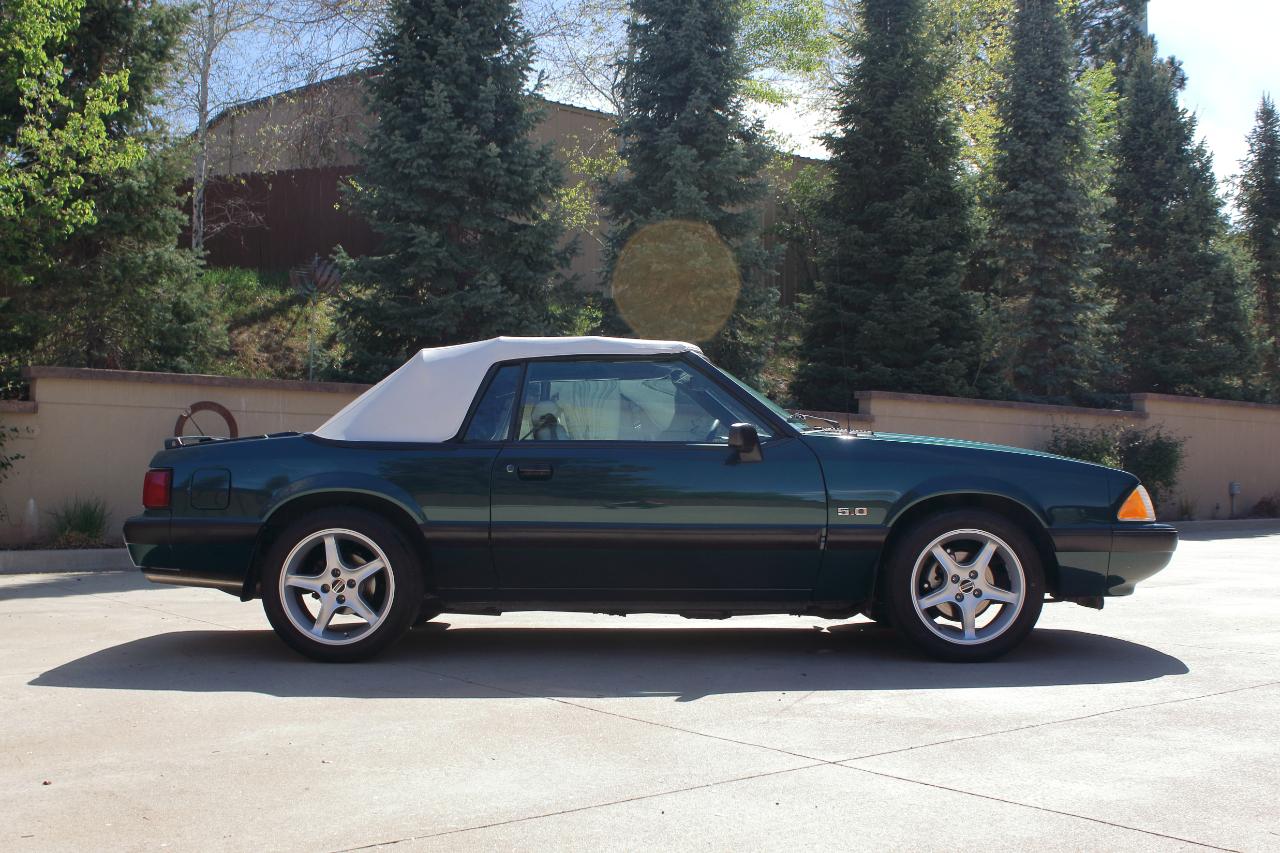 Ford Mustang LX 5.0L convertible 1991