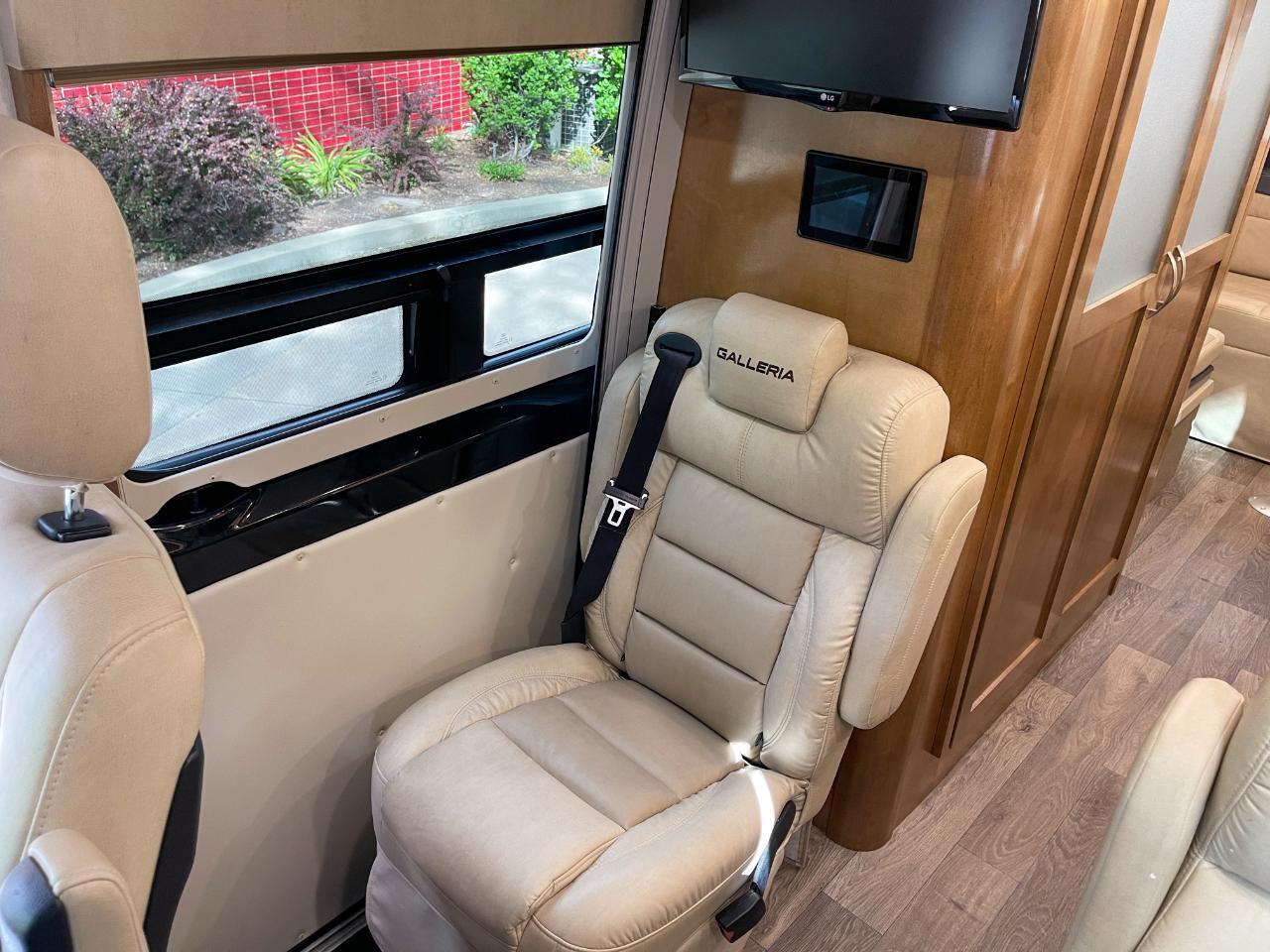 Mercedes-Benz Sprinter 3500 170-in. WB 2017