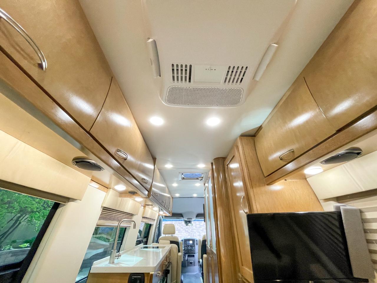 Mercedes-Benz Sprinter 3500 170-in. WB 2017