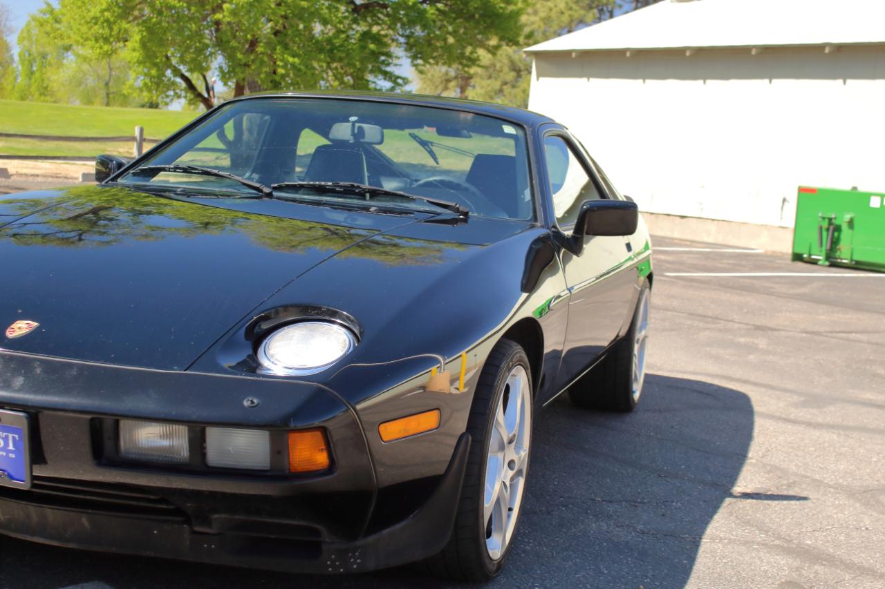 Porsche 928 S 1986