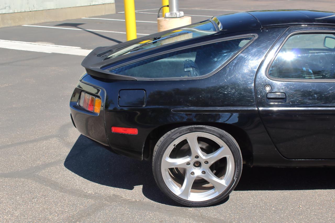 Porsche 928 S 1986