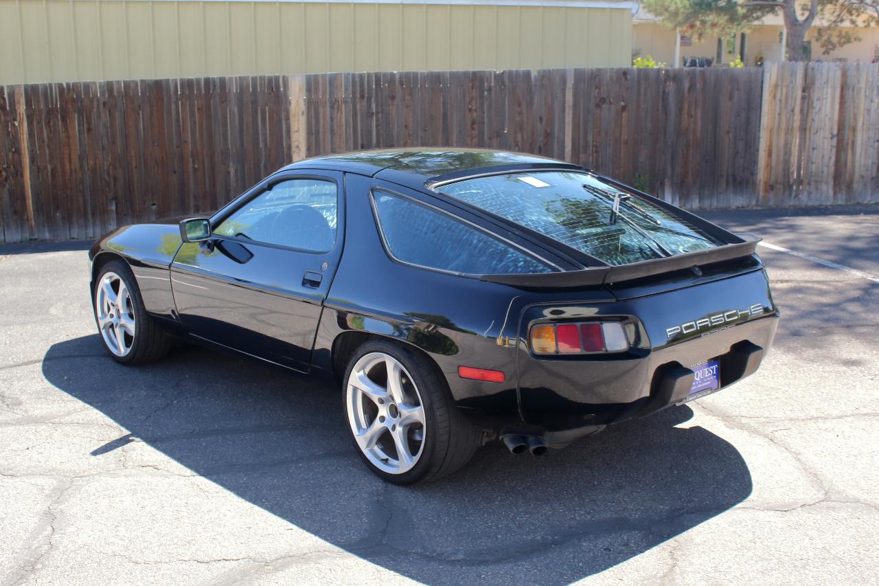 Porsche 928 S 1986