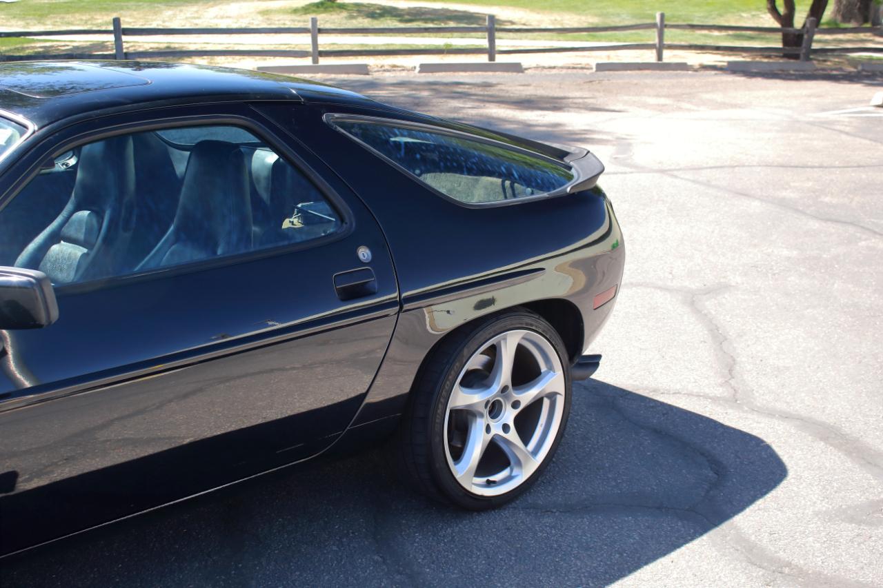 Porsche 928 S 1986