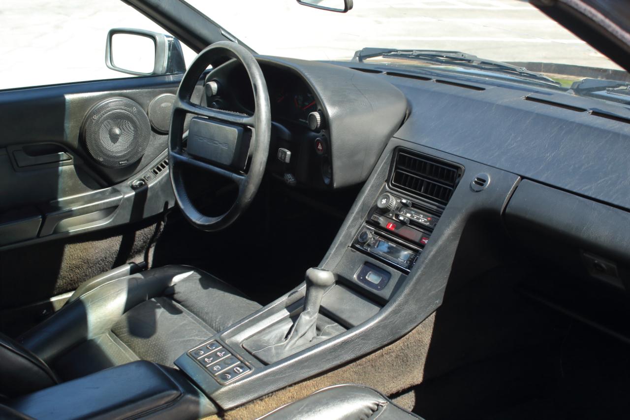 Porsche 928 S 1986