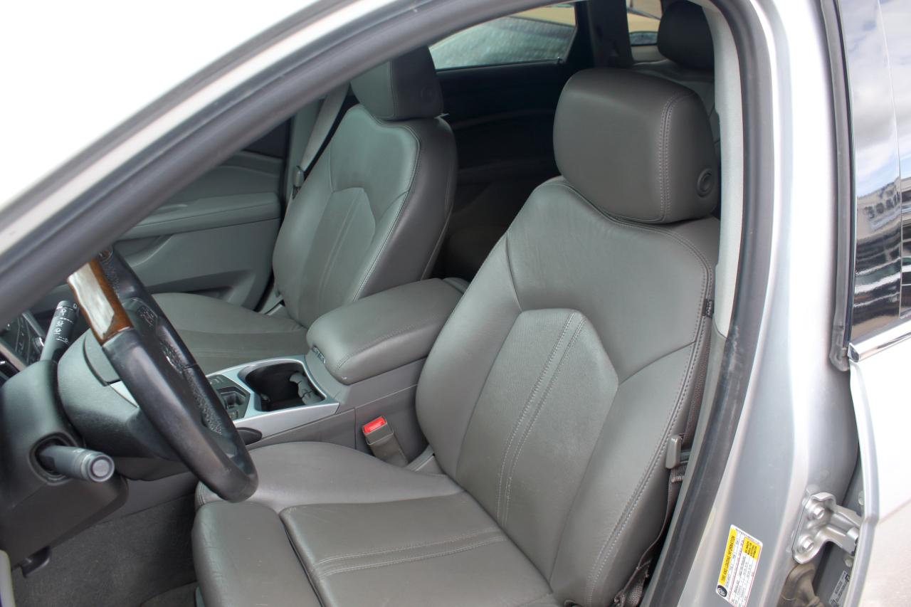 Cadillac SRX Luxury Collection AWD 2011