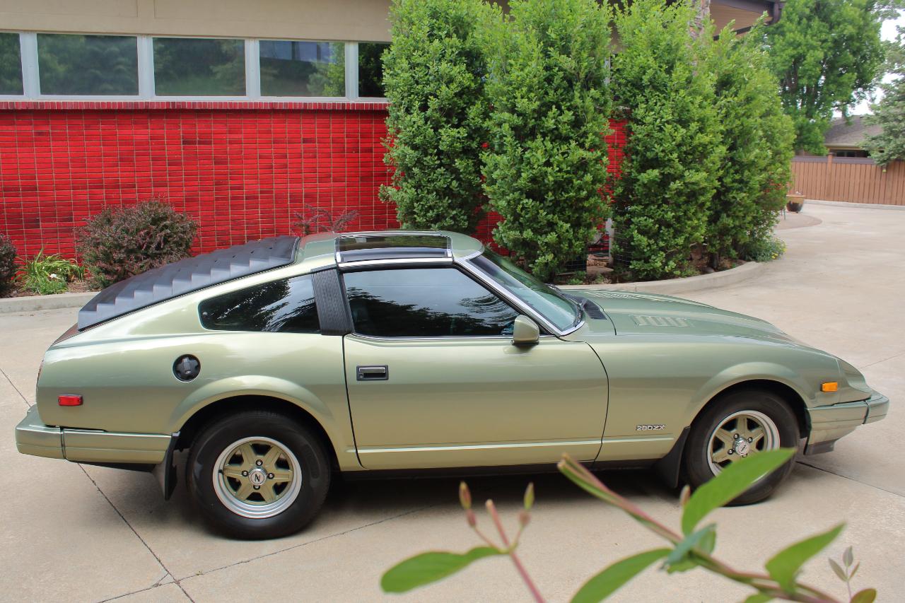 Datsun 280ZX Base 1983