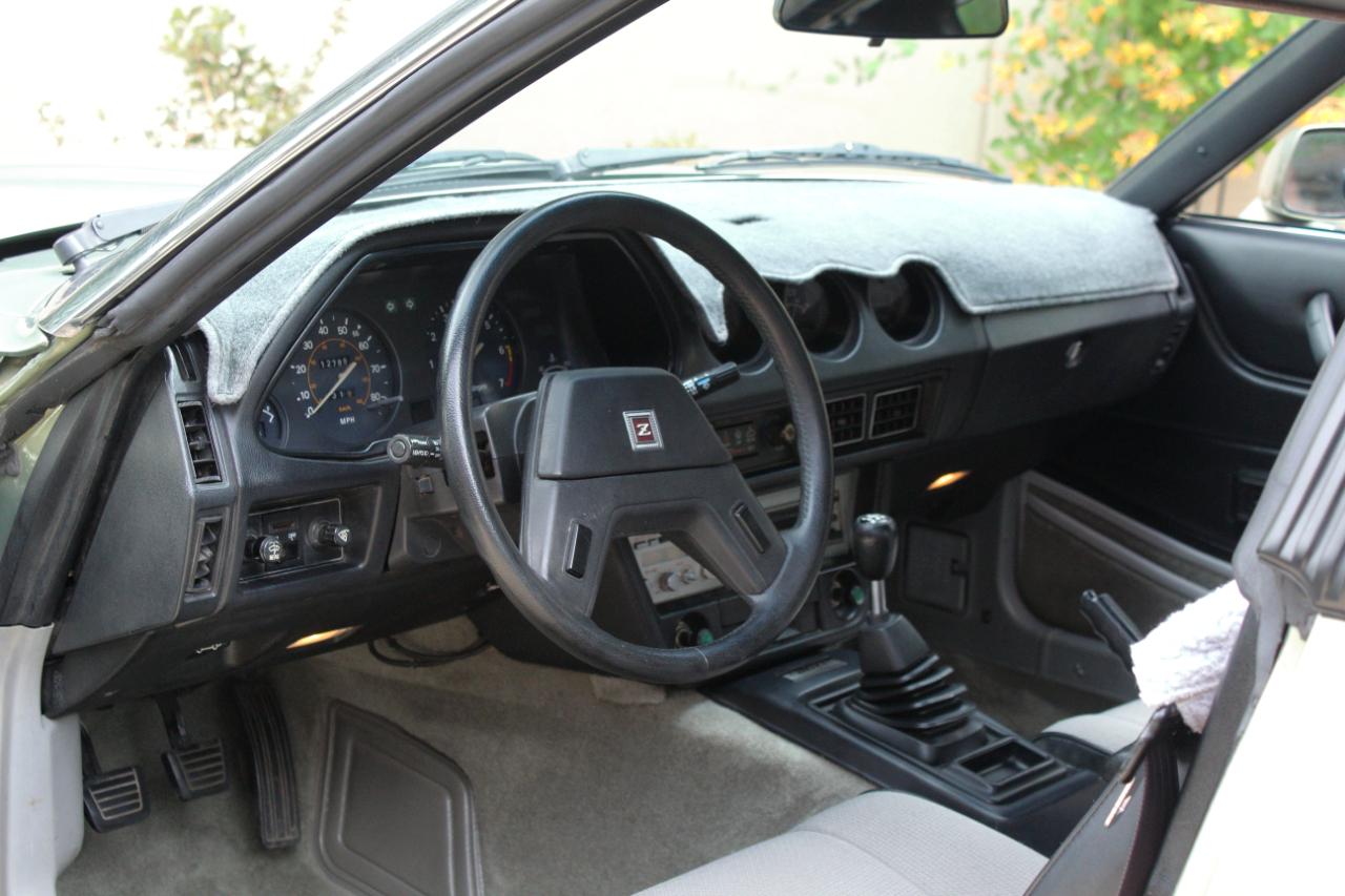Datsun 280ZX Base 1983