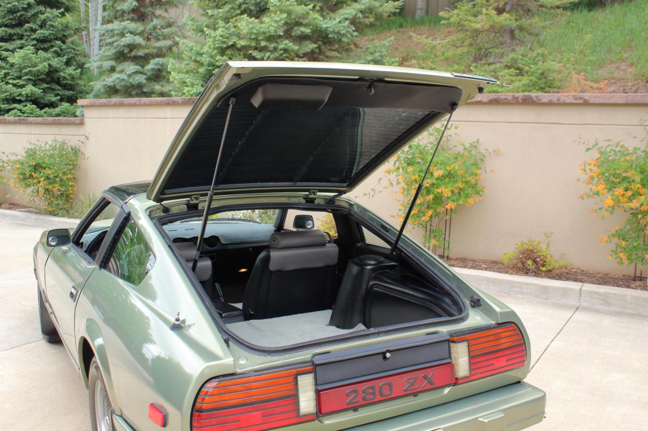 Datsun 280ZX Base 1983