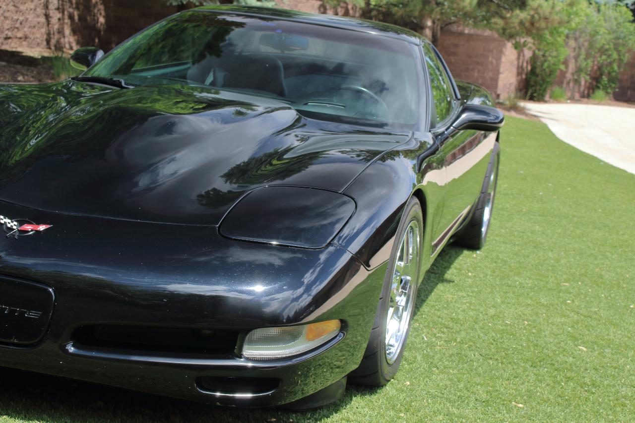 Chevrolet Corvette Coupe 1999