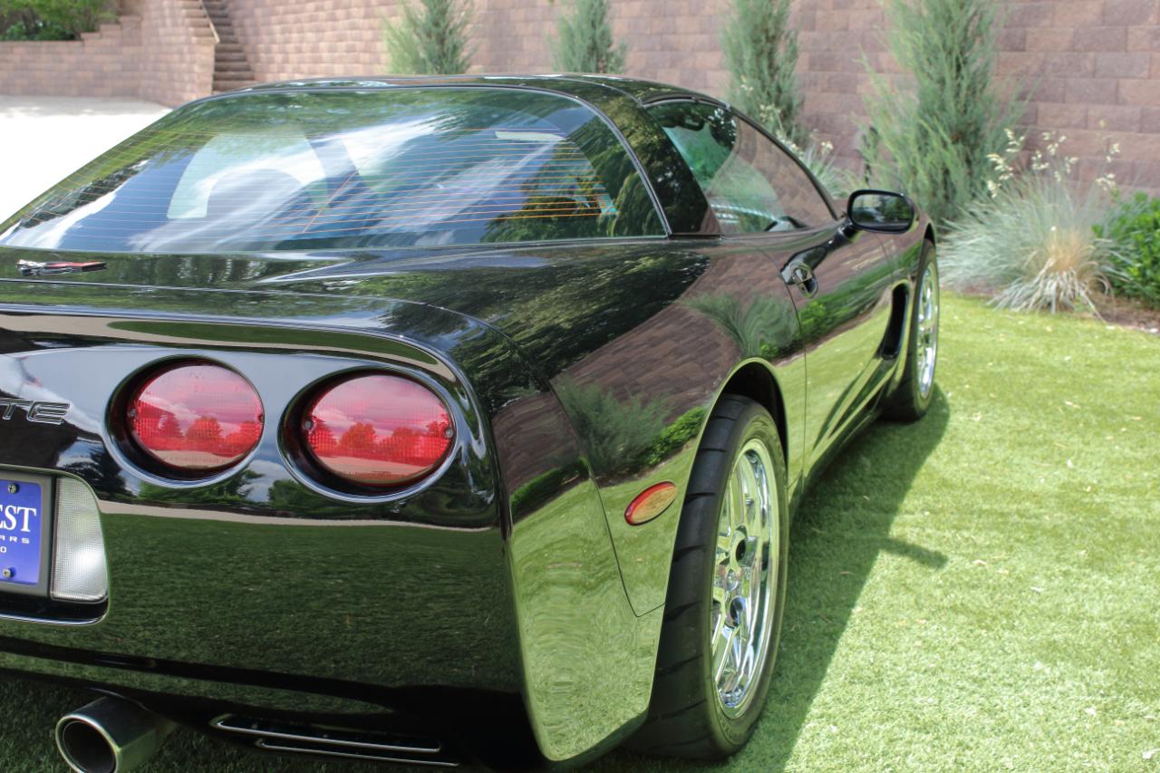 Chevrolet Corvette Coupe 1999