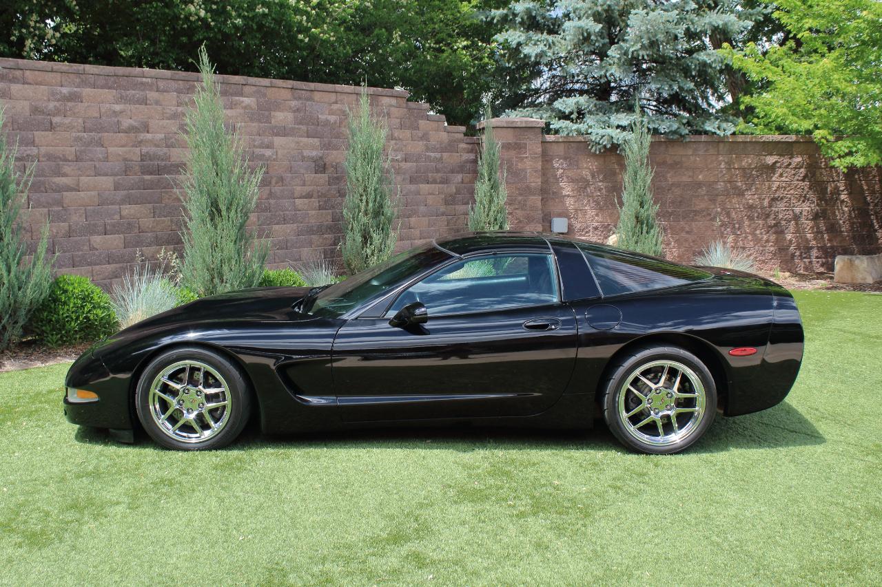 Chevrolet Corvette Coupe 1999