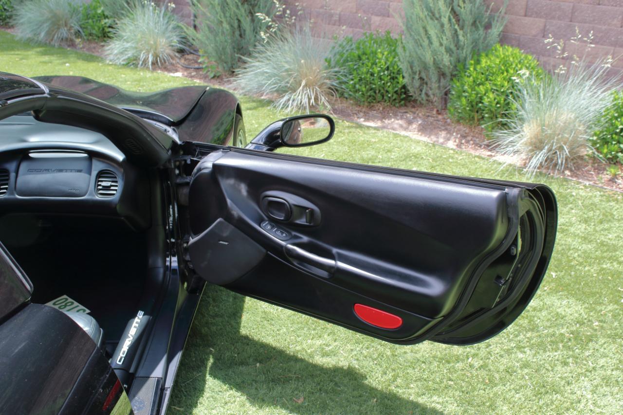 Chevrolet Corvette Coupe 1999