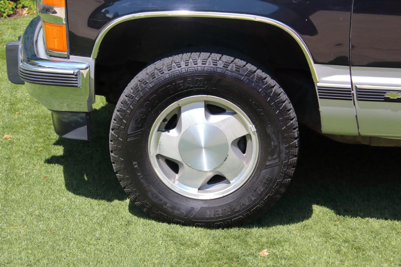 Chevrolet Suburban K1500 4WD 1994