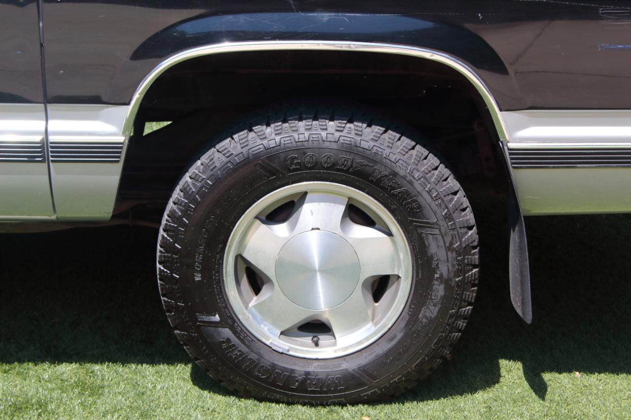 Chevrolet Suburban K1500 4WD 1994