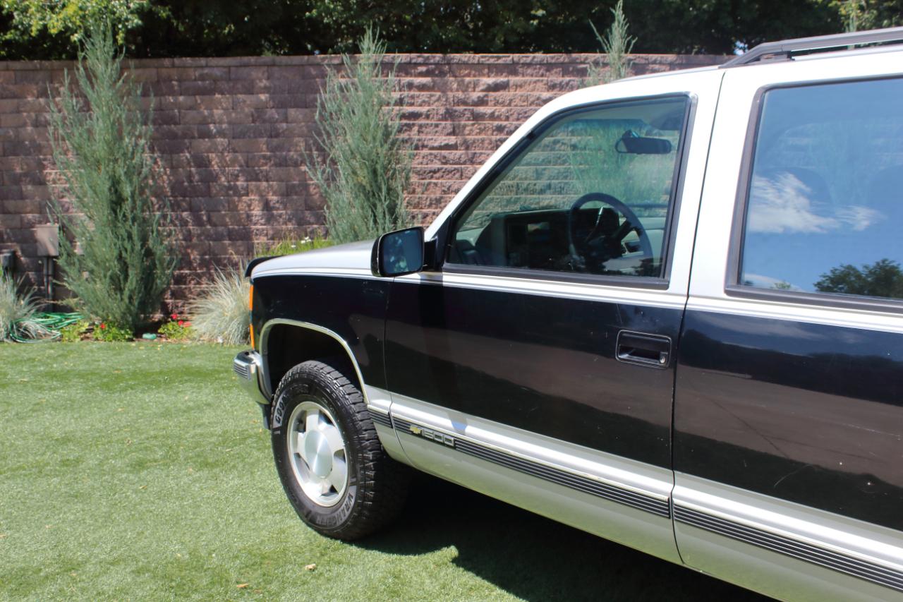 Chevrolet Suburban K1500 4WD 1994