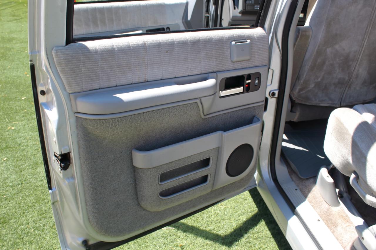 Chevrolet Suburban K1500 4WD 1994