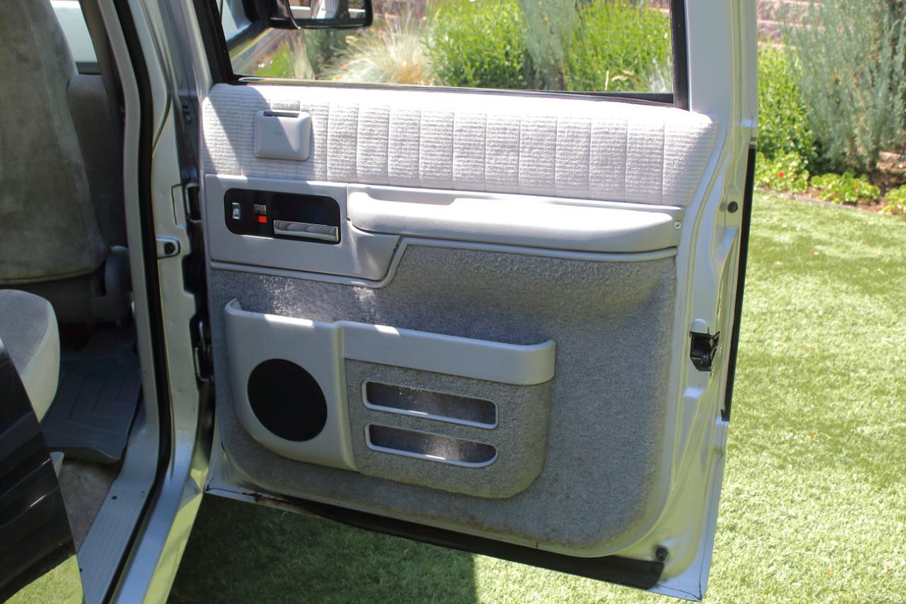 Chevrolet Suburban K1500 4WD 1994