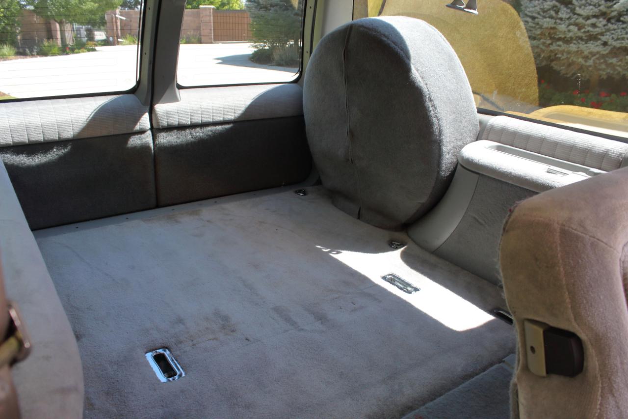 Chevrolet Suburban K1500 4WD 1994