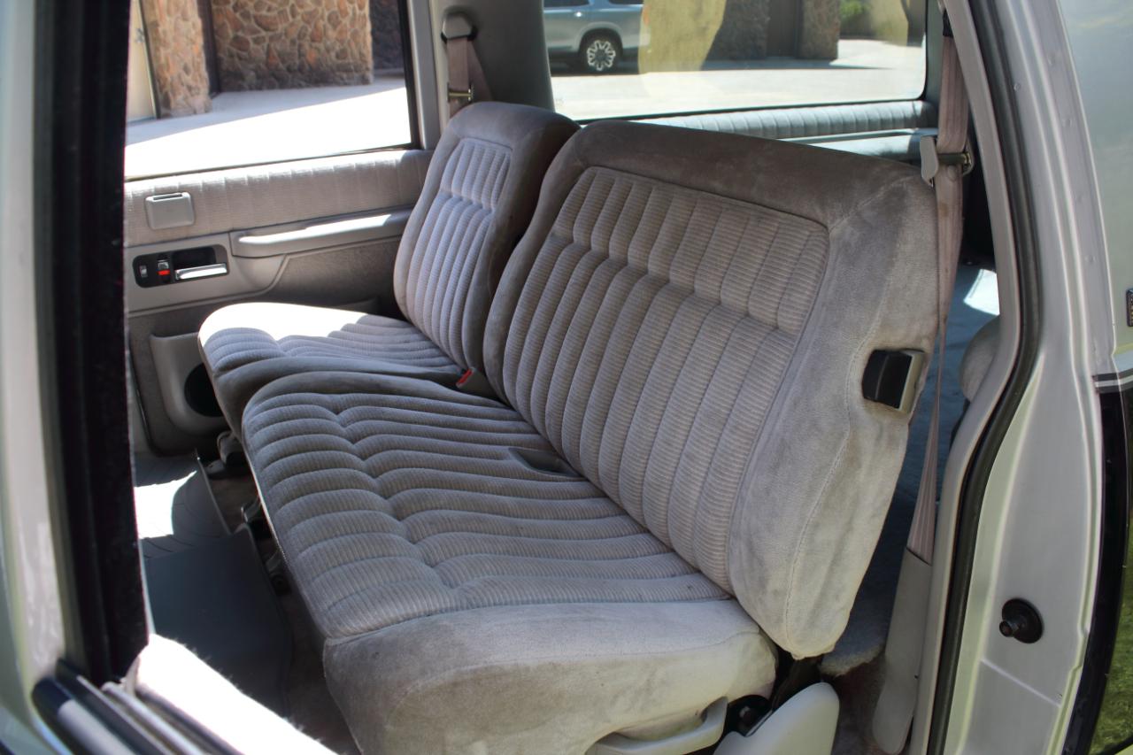 Chevrolet Suburban K1500 4WD 1994